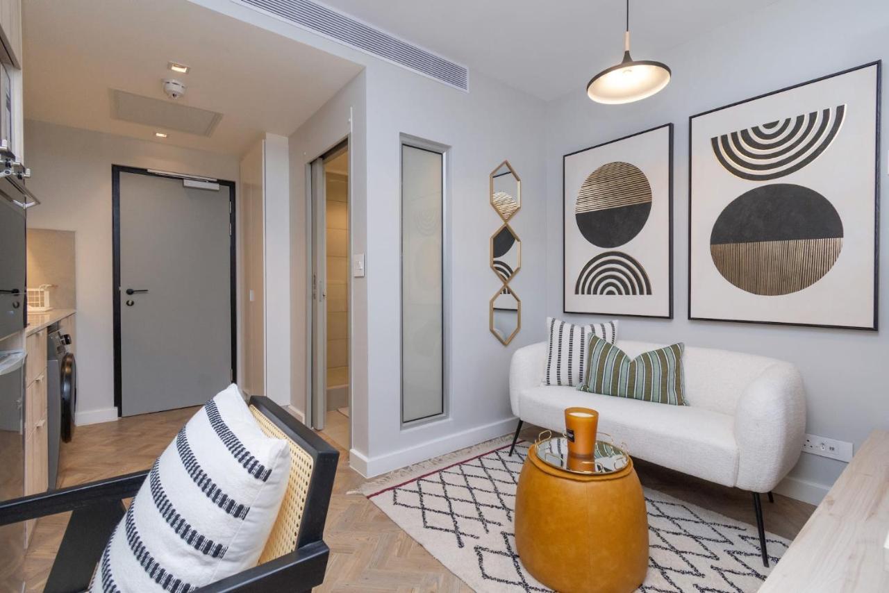 Trendy Studio In Cape Town's Foreshore * Cape Town